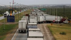 Търговският дефицит на САЩ с Китай се изстреля до нов рекорд през юли