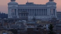 Пандемията сваля цените на жилищата в центъра на Рим