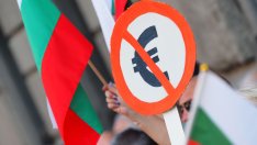 CNBC: Не всички българи са убедени, че еврозоната е добра идея