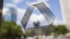 Commerzbank обяви изненадващ ръст на печалбата от 20%