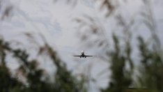 Транспортният министър: Търсим възможност за пускане на самолетна линия София-Скопие