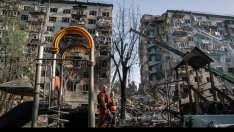 САЩ плашат със "страховити и мощни оръжия", Русия удари Киев с дронове и ракети