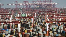 Износът на Китай през април надмина очакванията