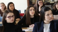 От 2022 г. държавните зрелостни изпити в 12-и клас ще имат нов формат