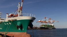 Тръмп каза, че търговските споразумения ще дойдат лесно, но Япония го опровергава