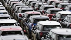 ЕК понижава митата върху произвеждани в Китай модели на Volkswagen и BMW