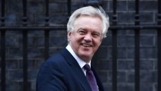 Британският парламент позволи старт на преговорите за Brexit през пролетта