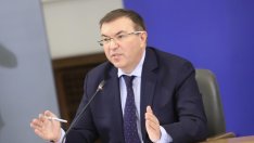 Ангелов: Бихме купили ваксина от всеки производител, одобрен от ЕК