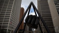 Западът трябва да има единна политика спрямо Китай