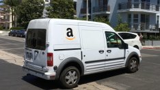 Amazon започва доставки на храна в Лондон