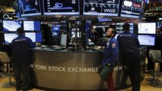 Wall Street притаява дъх в очакване на решението на Фед*