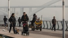 Политиката на едно дете доведе до икономически бум, но сега Китай си плаща за нея