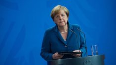 Баварските съюзници на Меркел ще я подкрепят за четвърти мандат