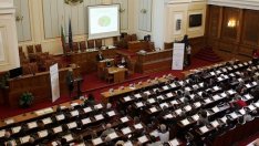 Анкетните комисии за Белене, за горивата и за мините ще заседават след изборите