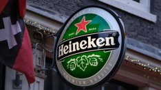 По-слабите валути могат да засегнат печалбата на Heineken