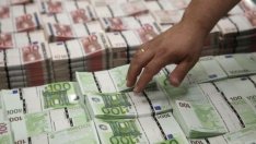 Планът „Юнкер“ надхвърли първоначалната цел от 315 милиарда евро инвестиции