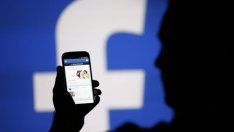 Франция глобява Facebook със 150 хил. евро заради защитата на личните данни