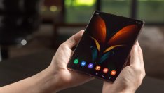 Новият сгъваем Samsung Galaxy Z Fold 2 вече е тук