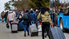 Държавата да поеме квалификацията на украинските бежанци, искат работодатели