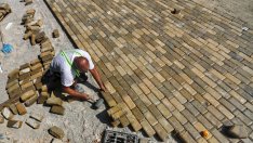 Ремонтът на ремонта на жълтите павета се прави по нова технология