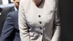 Подкрепата за еврозоната заплашва управляващата коалиция в Берлин