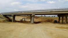 Експерти подготвят типови договори и за търгове за пътно строителство