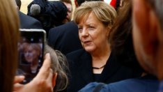 Меркел отказва да се коалира с крайнолевите или с крайнодесните