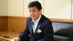 Токио хвърля трудна топка на Пекин