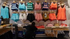 Дебатът на Фед за инфлацията се измества към въпроса колко могат да спаднат цените на стоките