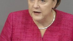 Меркел отхвърли исканията за допълнителни гаранции при финансова помощ