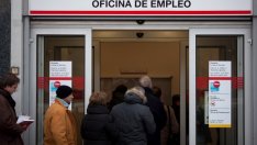 Безработните в Испания вече са под 5 млн. души