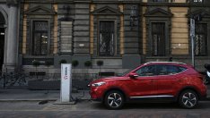 Италия готви пакет от стимули за електромобили за 930 млн. евро