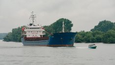 Румъния предлага варианти за износа на украинско зърно, засягащи и България