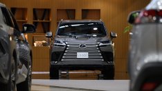 Lexus бие Tesla и Mercedes при системите за асистирано шофиране