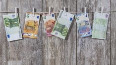 Министърът на икономиката с мерки за връщане на милиони от провалени проекти