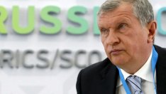 Сечин: ОПЕК и "роботизираните" трейдъри са виновни за срива на петрола