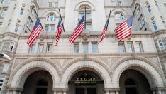 Фирма на Тръмп продава хотела във Вашингтон за 375 млн. долара