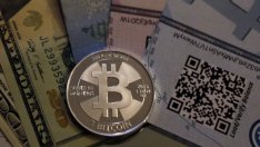 Биткойните - пари ли са?