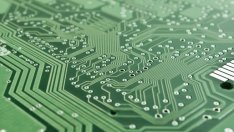 САЩ планират да ограничат китайските инвестиции в американски технологични фирми