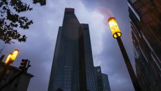 Собственикът на небостъргач във Франкфурт с наемател Бундесбанк фалира