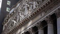 Глобалните инвеститори продължават да вярват на Wall Street