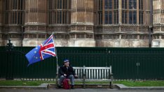 Втора оставка в британското правителство в рамките на един ден