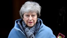 Разговорът между Мей и Корбин е бил "конструктивен"