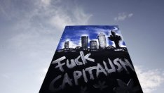 Ню Йорк подкрепя протестите срещу Wall Street 