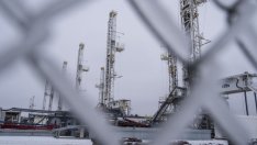 Студеното време в САЩ продължава да подхранва поскъпването на петрола*