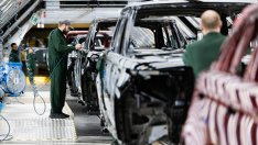 Кибератака спира производството на Jaguar Land Rover