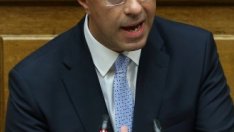 Гръцкият парламент прие данъчна реформа за стимулиране на растежа