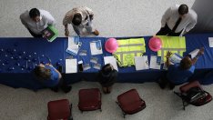 Заетостта в частния сектор в САЩ се свива през ноември с най-бързия си темп от 2023 г.