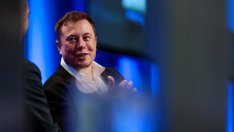 Париж спря амбицията на Мъск космическите технологии да влязат в прегорите на ЕС и САЩ