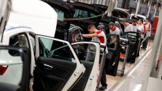 ЕС готви вградено автоматично ограничение на скоростта в новите коли?